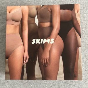 NIB Skims shape wear panties - core control (2) and sculpting mid waist brief